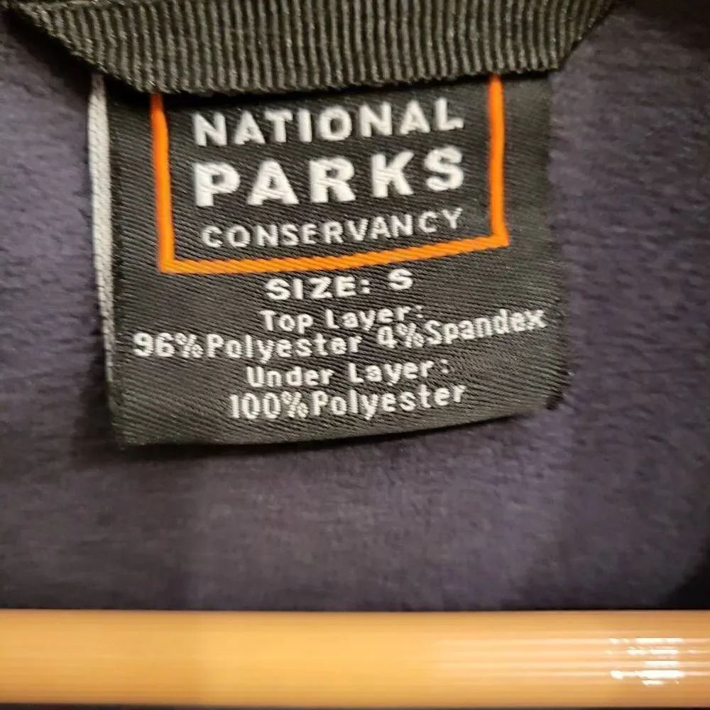 Alcatraz Softshell Unisex Jacket: Full zip Fleece-lined, National Park Outdoor - Picture 4 of 5